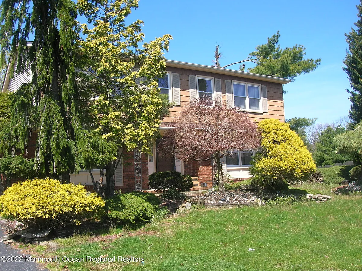 Building Photo - 15 Cardinal Ct