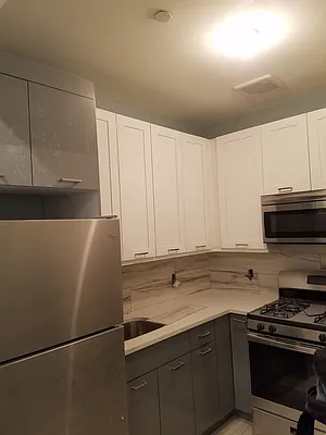 Rented by Loom Group | media 21