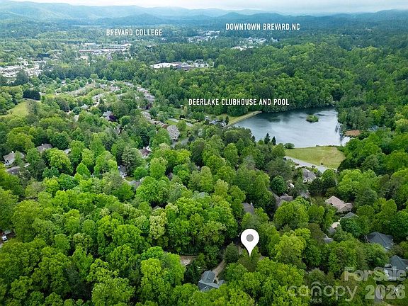 2nd image of 61 Autumn Glen Ct