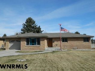 1810 R St, Gering, NE 69341