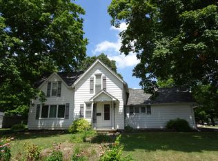 613 E Lincoln St, Saybrook, IL 61770