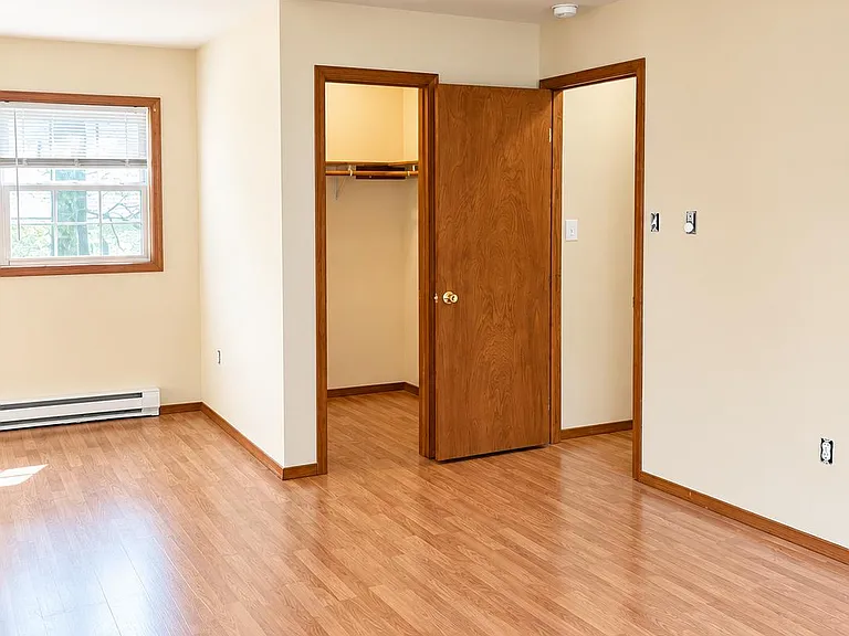 1090 Country Place Dr — Photo 7