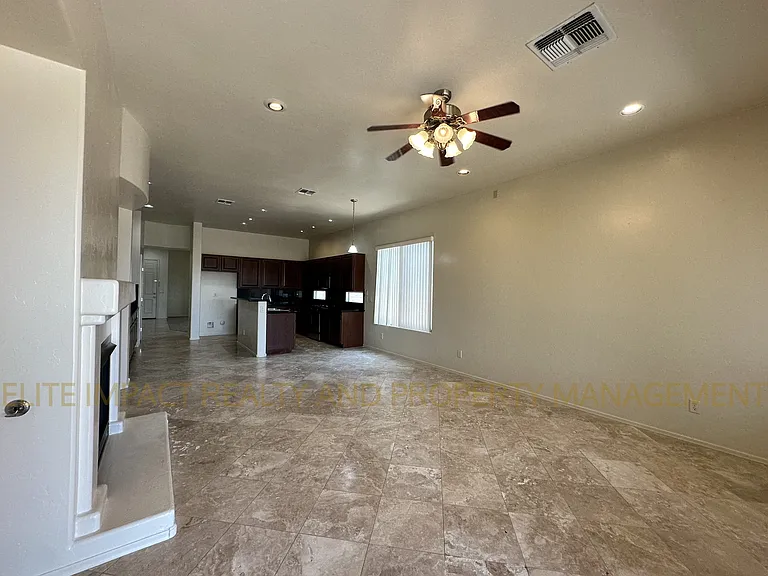 6166 Placita — Photo 2
