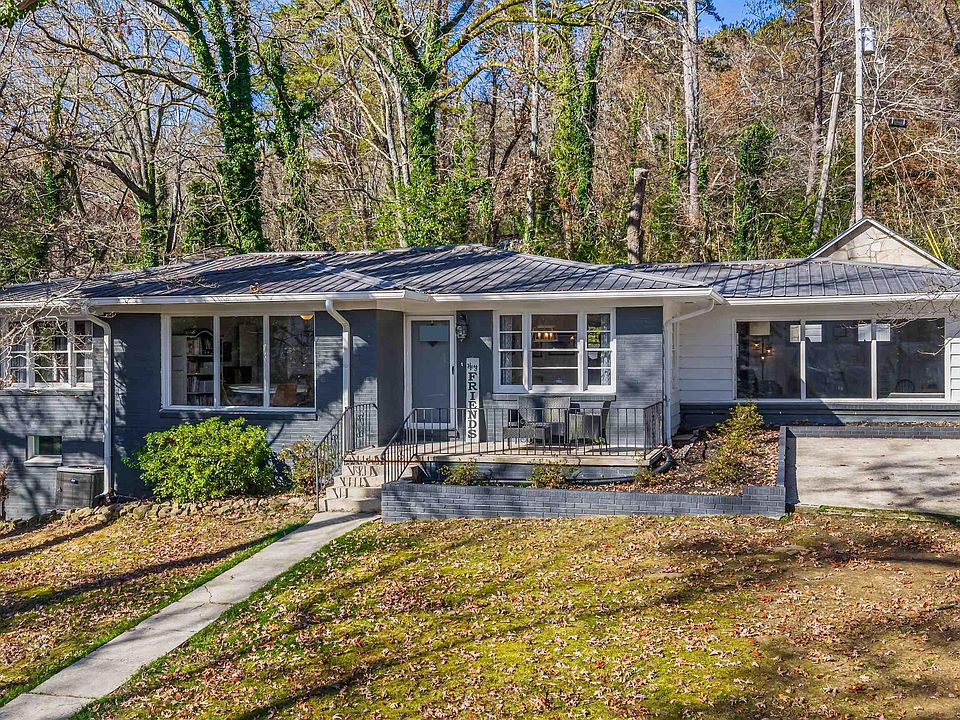 1st image of 106 Rainbow Dr SW