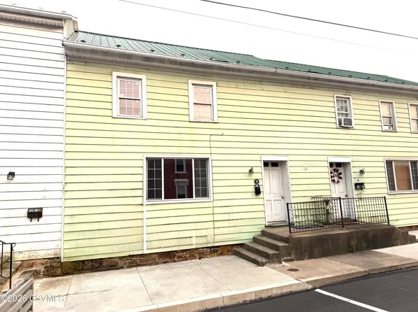 18 E Market St, Middleburg, PA 17842