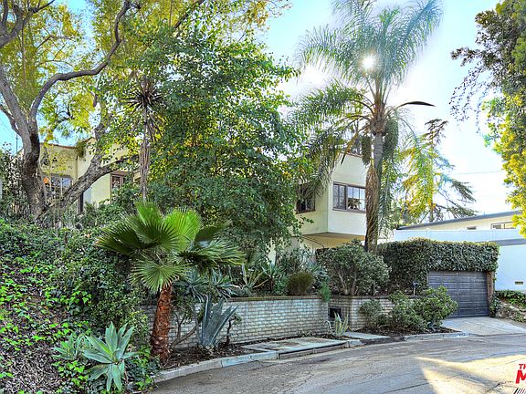 3rd image of 1153 Olancha Dr