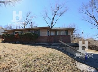 5212 Farley Ct, Merriam, KS 66203