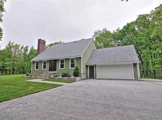 918 Reynolds Rd, Glocester, RI 02814