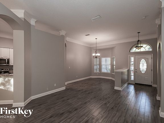 4th image of 7888 Heather Lake Ct E