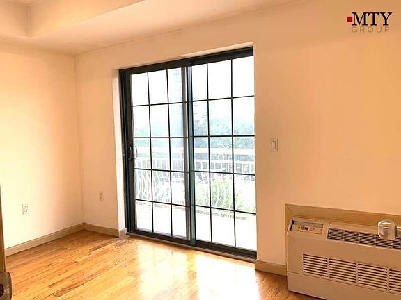 3rd image of 58-28 44th Ave #4E