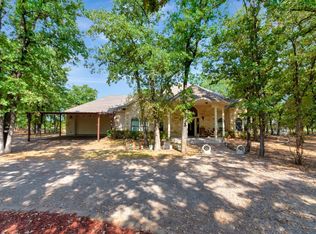 927 Jennings Ln, Azle, TX 76020