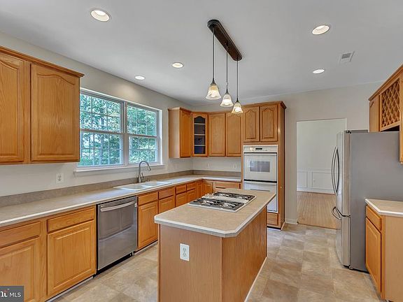 4th image of 5933 Preswicke Ln