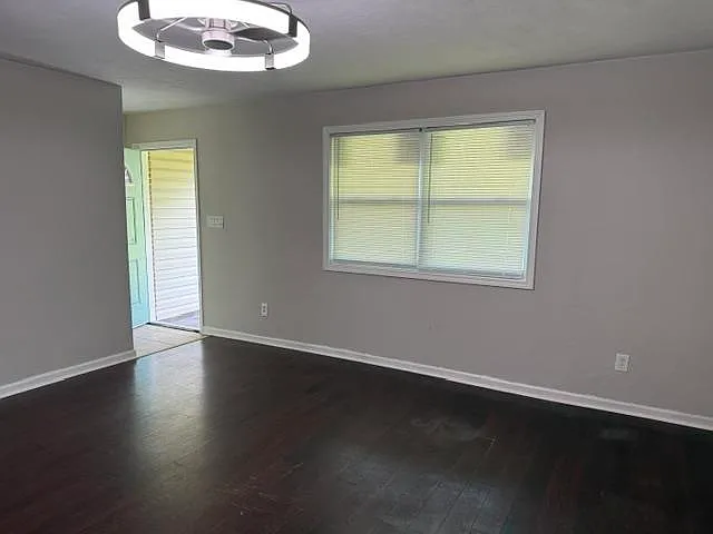 2145 Portsmouth Cir — Photo 5
