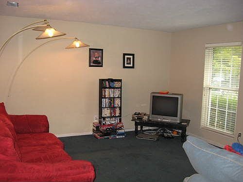 3rd image of 4337 Snoopy Ln