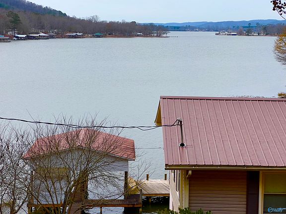 2nd image of 1 Lakemont Dr S