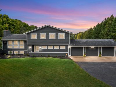 978 Western AVENUE, Cedarburg, WI, 53012