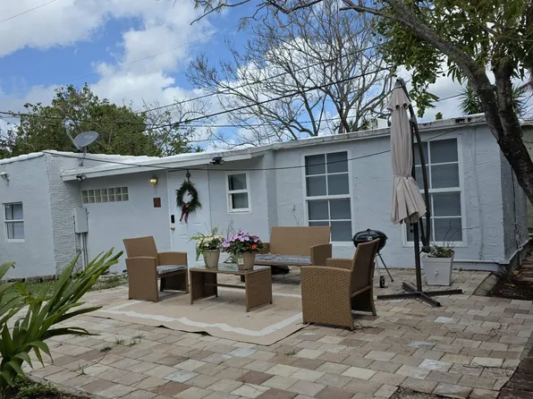 621 Forest Hill Blvd #2, West Palm Beach, FL 33405