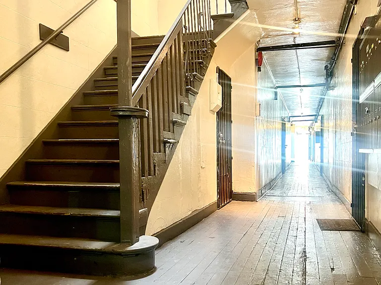 280 Witmer St — Photo 3
