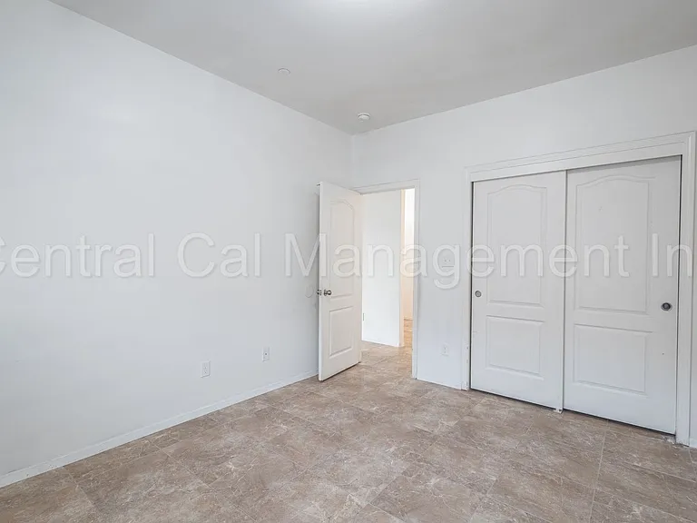 602 Voorhies Ln — Photo 18