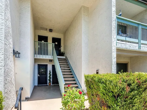 4610 Park Granada Unit 4, Calabasas, CA 91302