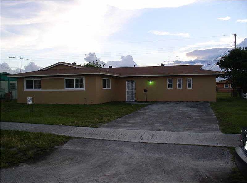 1st image of 18610 NW 28th Pl