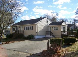 39 Ridgewood Cir, Lawrence, MA 01843