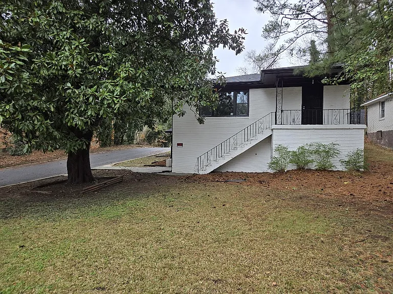 175 Holly Rd NW — Photo 1