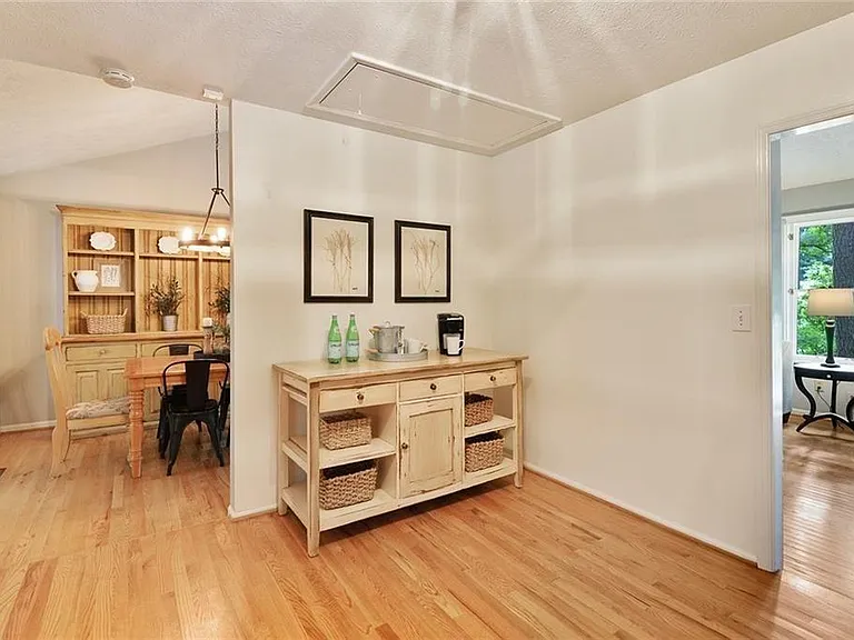 130 Cains Cove Dr — Photo 14