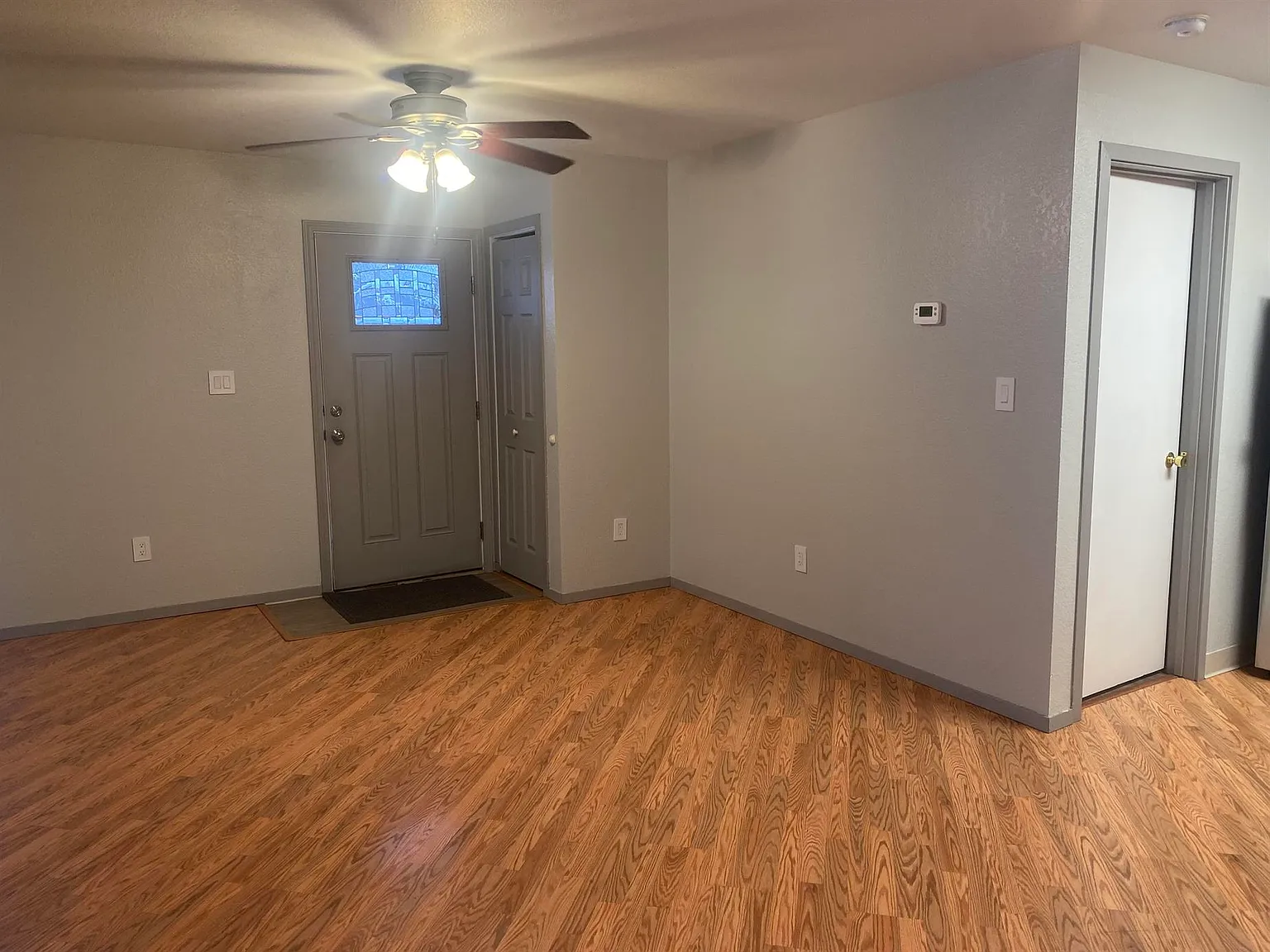 302Lionheart 4 — Photo 3