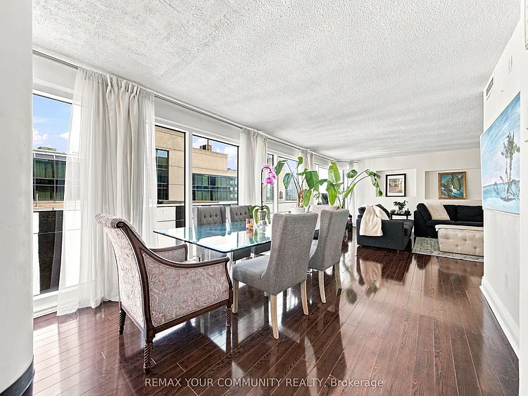 251 Queens Quay W #705 — Photo 16