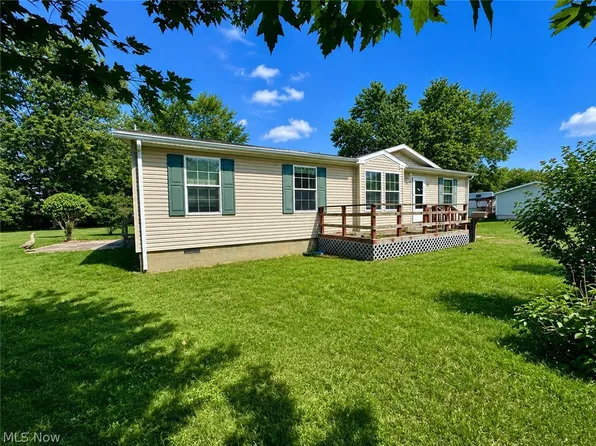 723 W Livingston Ave, Crestline, OH 44827