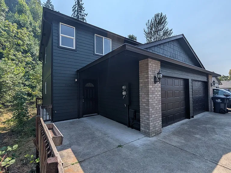 5949 Aster St — Photo 2