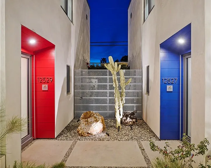 12527 Wagner St — Photo 34