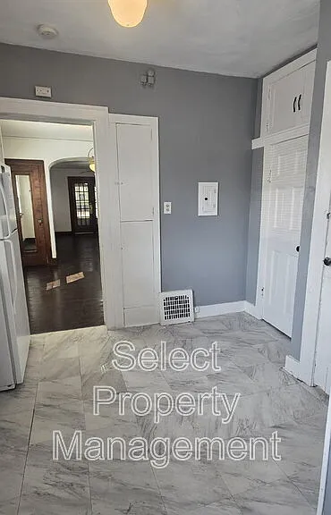 4111 S Calhoun St — Photo 10