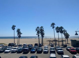313 Ocean Front Walk APT 4, Venice, CA 90291