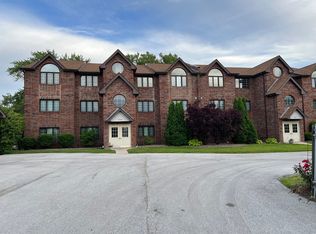 8701 Waterfront Dr APT 2A, Palos Hills, IL 60465