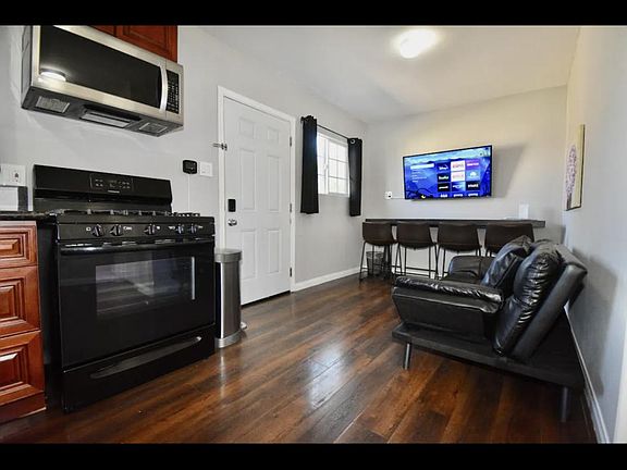 5th image of 11618 Corley Dr