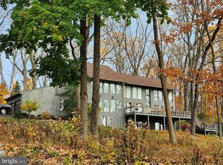 185 Old Limekiln Rd, Chalfont, PA 18914