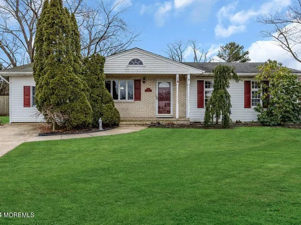 4 Gull Court, Forked River, NJ 08731