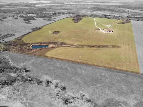 16432 S Docking Rd, Burlingame, KS 66413