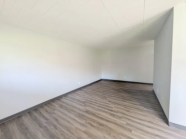 2B Arlington Ave #107 — Photo 2