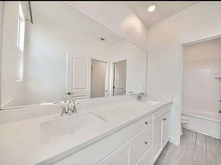 10918 Miacomet Ct — Photo 38