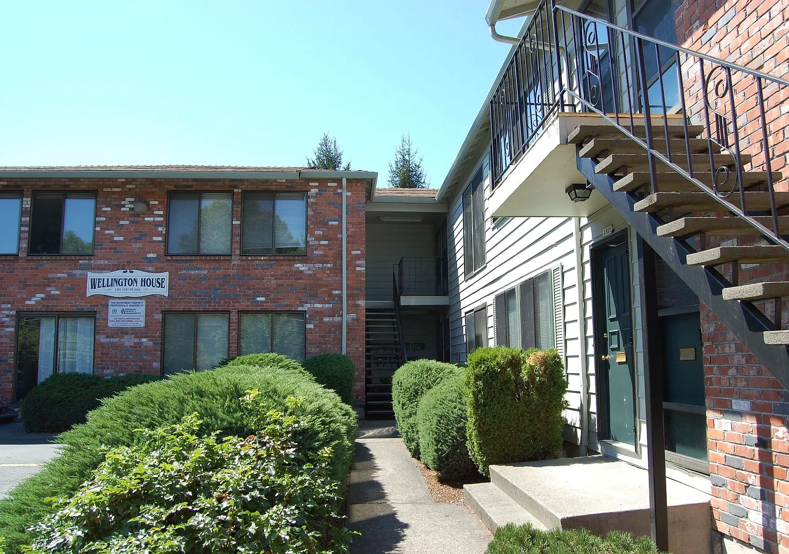 Wellington House — Photo 1