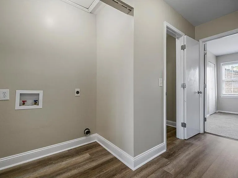 731 Coventry Ln #D — Photo 12