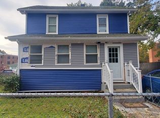 10 Garland St, Worcester, MA 01603