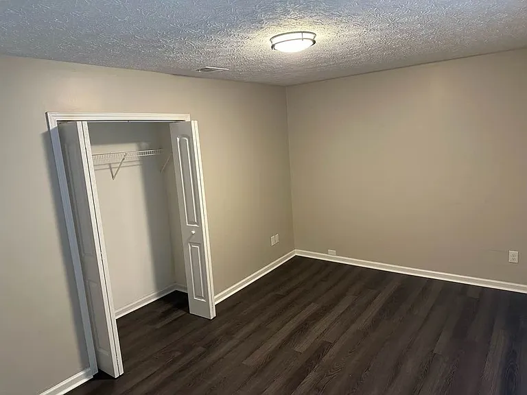 3490 Newberry Trl — Photo 31