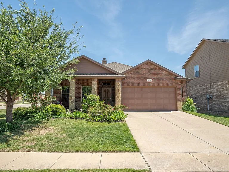 11004 Hawks Landing Rd — Photo 1