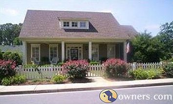 1st image of 926 Village Greene NW