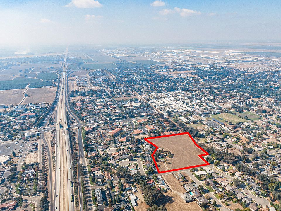 1st image of 125 S Crenshaw St