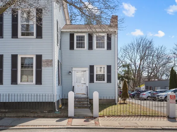 75 Cabot St APT 7, Beverly, MA 01915